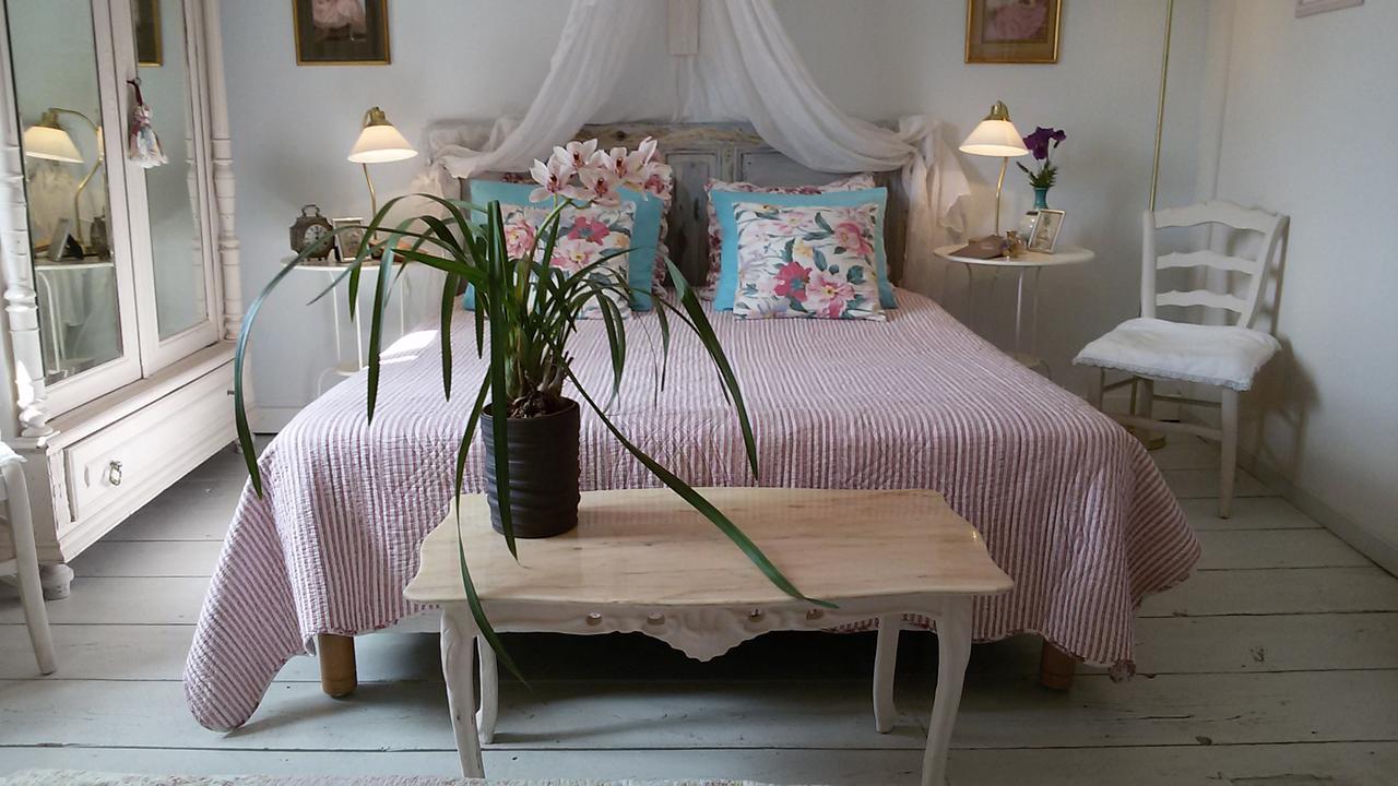 L'Ile Aux Mimosas Bed & Breakfast Tautavel Eksteriør bilde