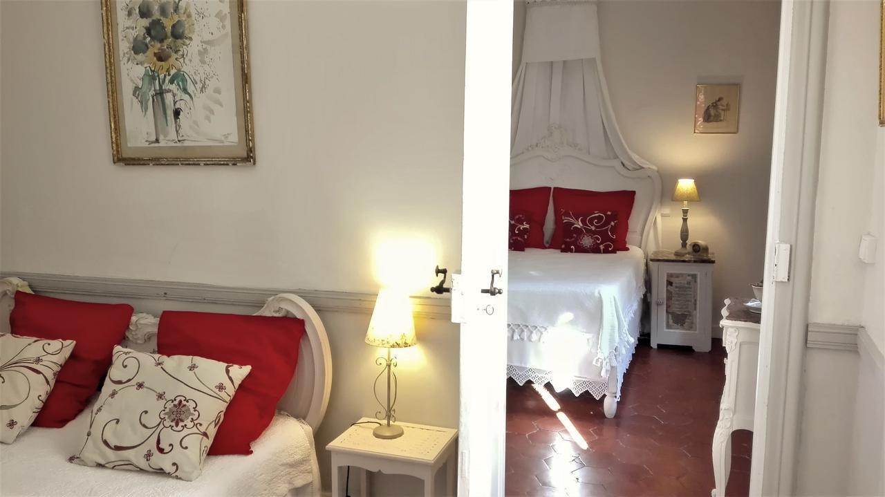 L'Ile Aux Mimosas Bed & Breakfast Tautavel Eksteriør bilde