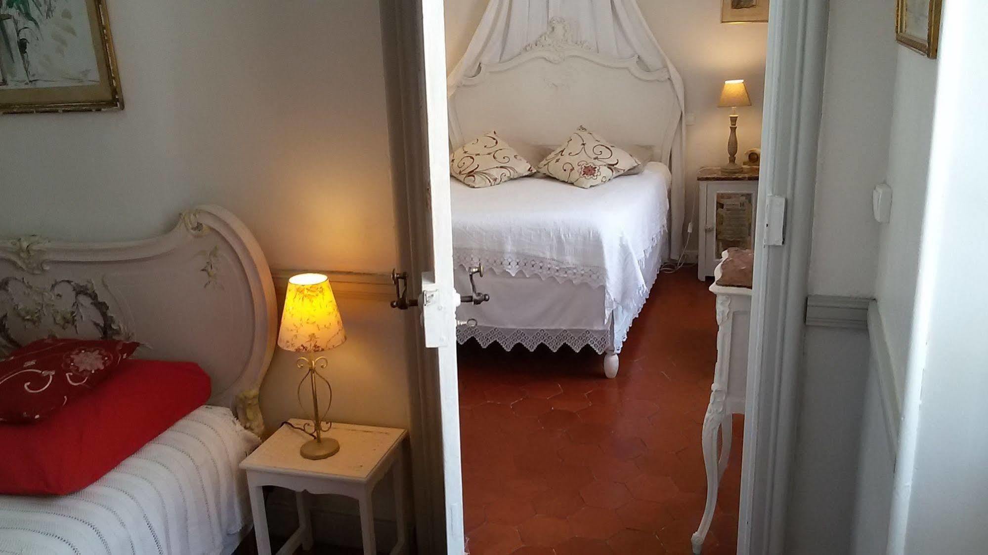 L'Ile Aux Mimosas Bed & Breakfast Tautavel Eksteriør bilde